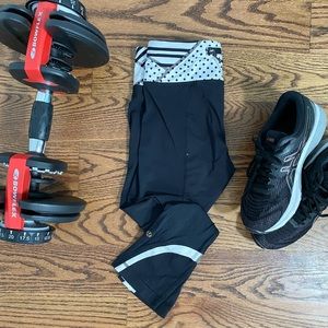 Lululemon pace rival mid rise crop 22”